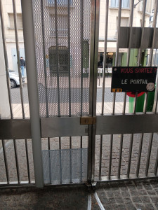 Photo de galerie - Remplacement d’une serrure en applique 