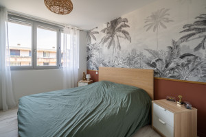 Photo de galerie - Peinture - tapisserie/ installation de bague bois peinte.