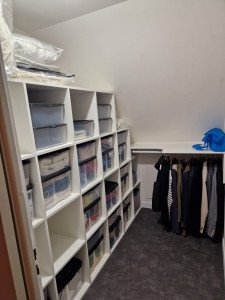 Photo de galerie - Conception et fabrication meuble de rangement en sous pente