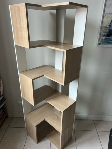 Photo de galerie - Étagère d’angle 