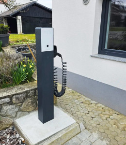 Photo de galerie - Installation borne de recharge 