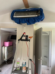 Photo de galerie - Maintenance split mural Dakin 