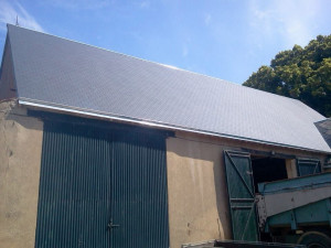 Photo de galerie - Couverture svk ardoise a bord épaufré 