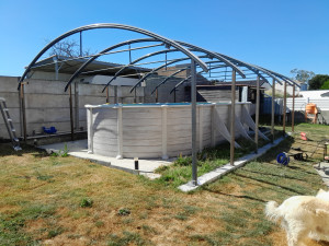 Photo de galerie - Fabrication abri de piscine
