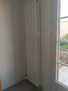 Photo de galerie - Pose d'un radiateur colonne avec modification Aller-retour 
