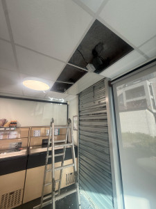 Photo de galerie - Dépose et repose de moteur de volet métallique