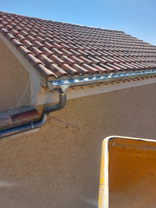 Photo de galerie - Remplacement chenaux et gouttières 