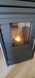 Photo de galerie - Entretien poêle a granulé