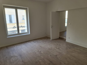 Photo de galerie - Pose parquet et peinture 