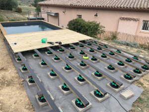 Photo de galerie - Création Terrasse Bois contour piscine Mars 2025