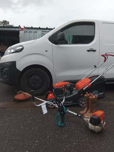 Photo de galerie - Jardinage, et maraîchage si vous le souhaitez. A bientôt ! 