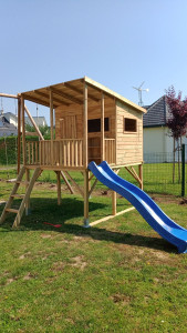 Photo de galerie - Cabane pour enfant , 3m sur 4m , temp de travail 2 jours non plein 