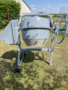 Photo de galerie - Loue tous types de matériels de jardinage ou électroportatif 