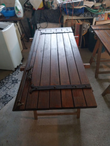 Photo de galerie - Remise en état et protection de menuiserie bois