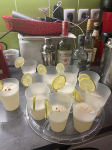 Photo de galerie - J’ai une grande expérience en préparer des cocktails exotiques