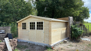 Photo de galerie - Montage cabanon bois 