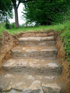 Photo de galerie - Marche d escalier en pierre 
