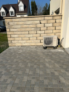 Photo de galerie - Réalisation d’un mur mitoyen