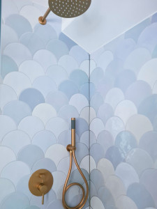 Photo de galerie - Faïence dans une douche 