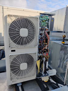 Photo de galerie - Installation d'une pompe à chaleur 