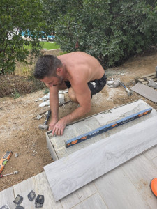 Photo de galerie - Création d'une marche (Maçonnerie, carrelage...)