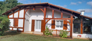 Photo de galerie - Rénovation complète de cette jolie maison murs et boiseries . 