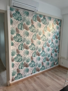 Photo de galerie - Pose de tapisserie dans bureau 