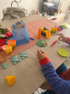 Photo de galerie - Un moment de jeu, de créativité et de partage.