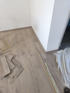 Photo de galerie - Fintion de la pose de parquet