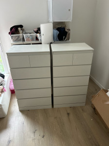 Photo de galerie - Montage d’une commode IKEA