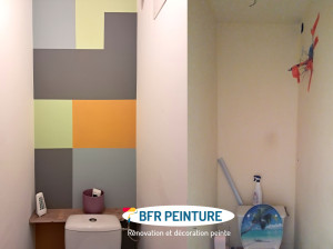 Photo de galerie - Fresque peinte dans maison en rénovation