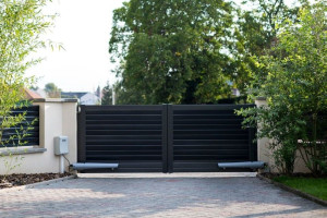 Photo de galerie - Réparation d'un portail électrique