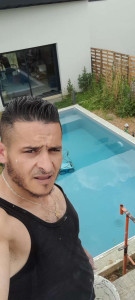 Photo de galerie - Entretien de l’extérieur ( débroussaillage, jardinage, taille haie ) 