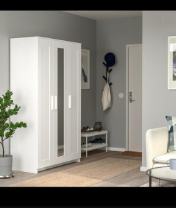 Photo de galerie - Nettoyage d'une chambre à coucher. 