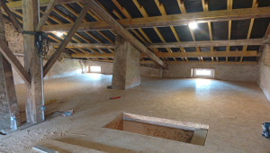 Photo de galerie - Pose de 120 m2  d'osb sur nouveau support bois ainsi que calage 