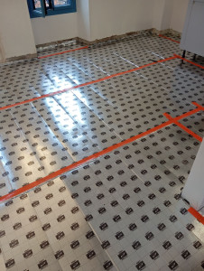 Photo de galerie - Sous-couche on va faire les parquets