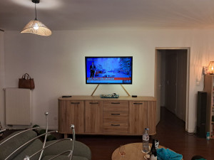 Photo de galerie - Buffet  meuble salle à manger  et fixation télé ? 