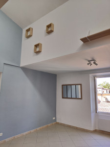 Photo de galerie - Mise en peinture, montage et pose meubles...