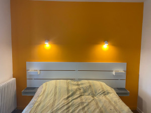Photo de galerie - Tête de lit et pose de luminaire 
