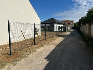 Photo de galerie - Pose de clôture rigide 