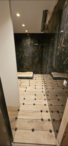 Photo de galerie - Pose carrelage de sol type lame de bois 