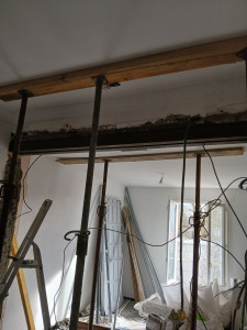 Photo de galerie - Mise en place une poutre ipn de 3 m 60