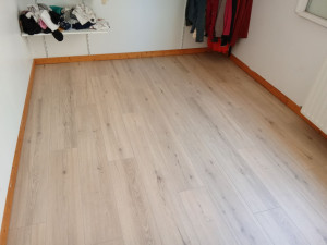Photo de galerie - Nouveau parquet flottant 