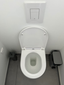 Photo de galerie - Nettoyage toilettes