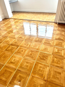 Photo de galerie - Ponçage de parquet + vernis