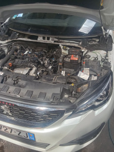 Photo de galerie - Bonjour mécanicien 
courroie distribution
Qui t'embrayage 
Vidange 
Suspension
Révision moteur 
Soyez bienvenue....,....,.??06 34 16 27 66??