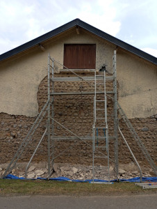 Photo de galerie - Décrepissage façade maison 