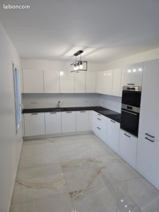 Photo de galerie - Montage de cuisine