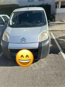 Photo de galerie - Bonjour, Je propose mes services pour le montage de meubles en kit (IKEA, BUT, Conforama, etc.). Sérieux, minutieux et bien équipé, je monte tous types de meubles : lits, armoires, commodes, bureaux, dressing, meubles TV, etc.