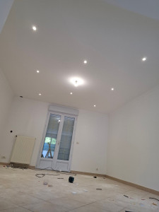 Photo de galerie - Pose de spots et DCL 
